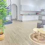 Homeforguest Two Bedroom With Pool And Terrace *
