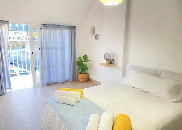 דירה Homeforguest Two Bedroom With Pool And Terrace *