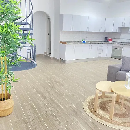 Homeforguest Two Bedroom With Pool And Terrace *